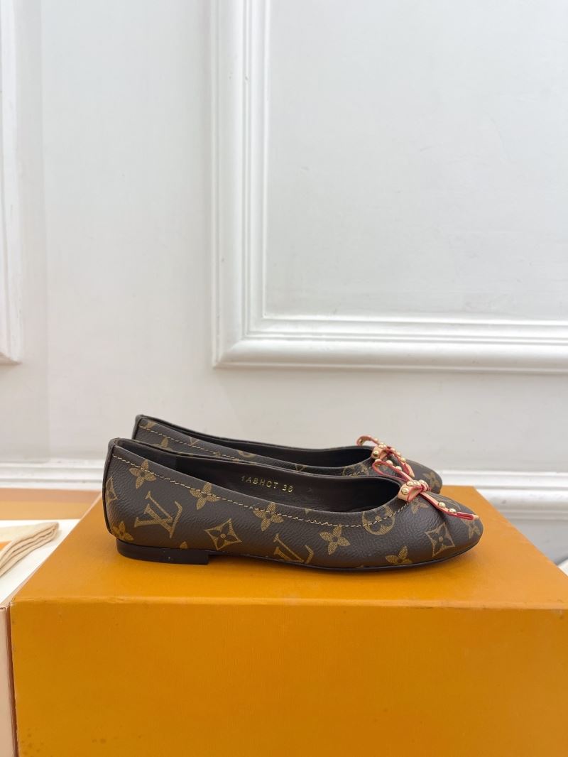 Louis Vuitton Flat Shoes